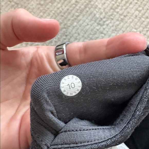 Women’s Lululemon Groove Pant Flare Full on Luxstreme 32in- heathered black- 10 - Picture 6 of 7